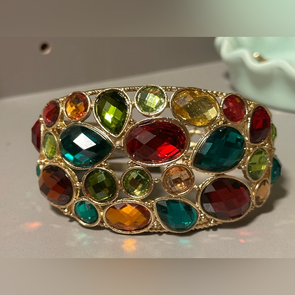 Bracelet